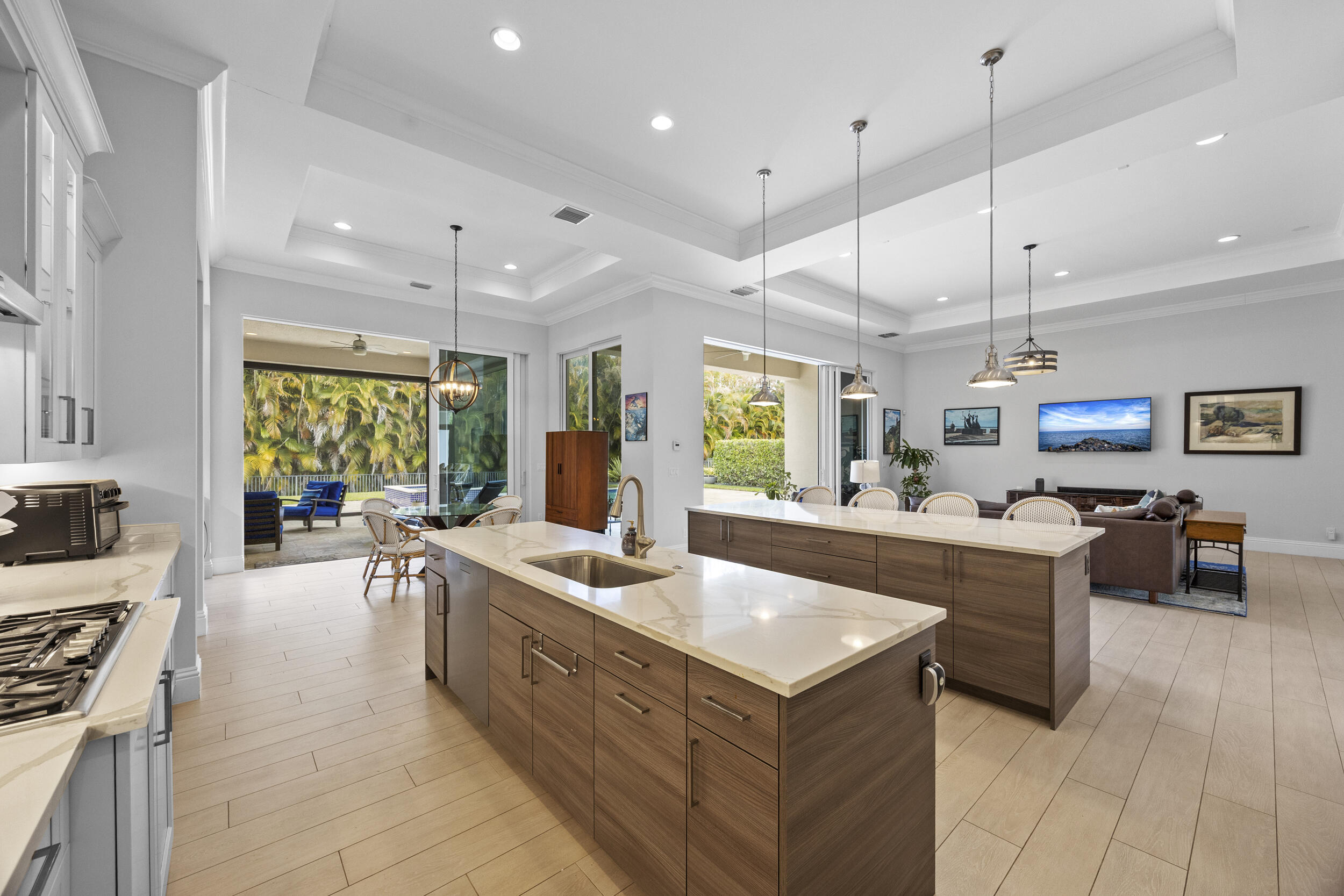 Palm Beach Country Estates - Residential