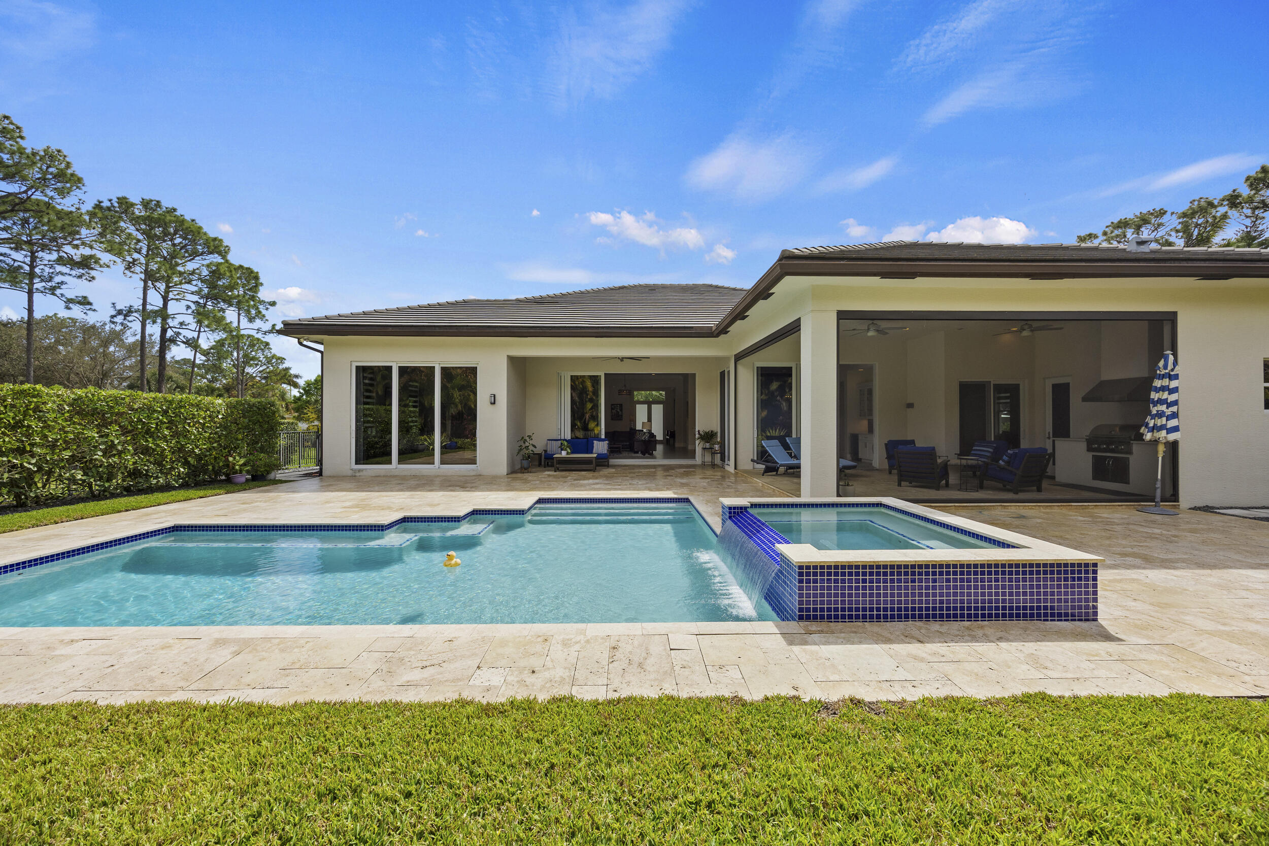 Palm Beach Country Estates - Residential