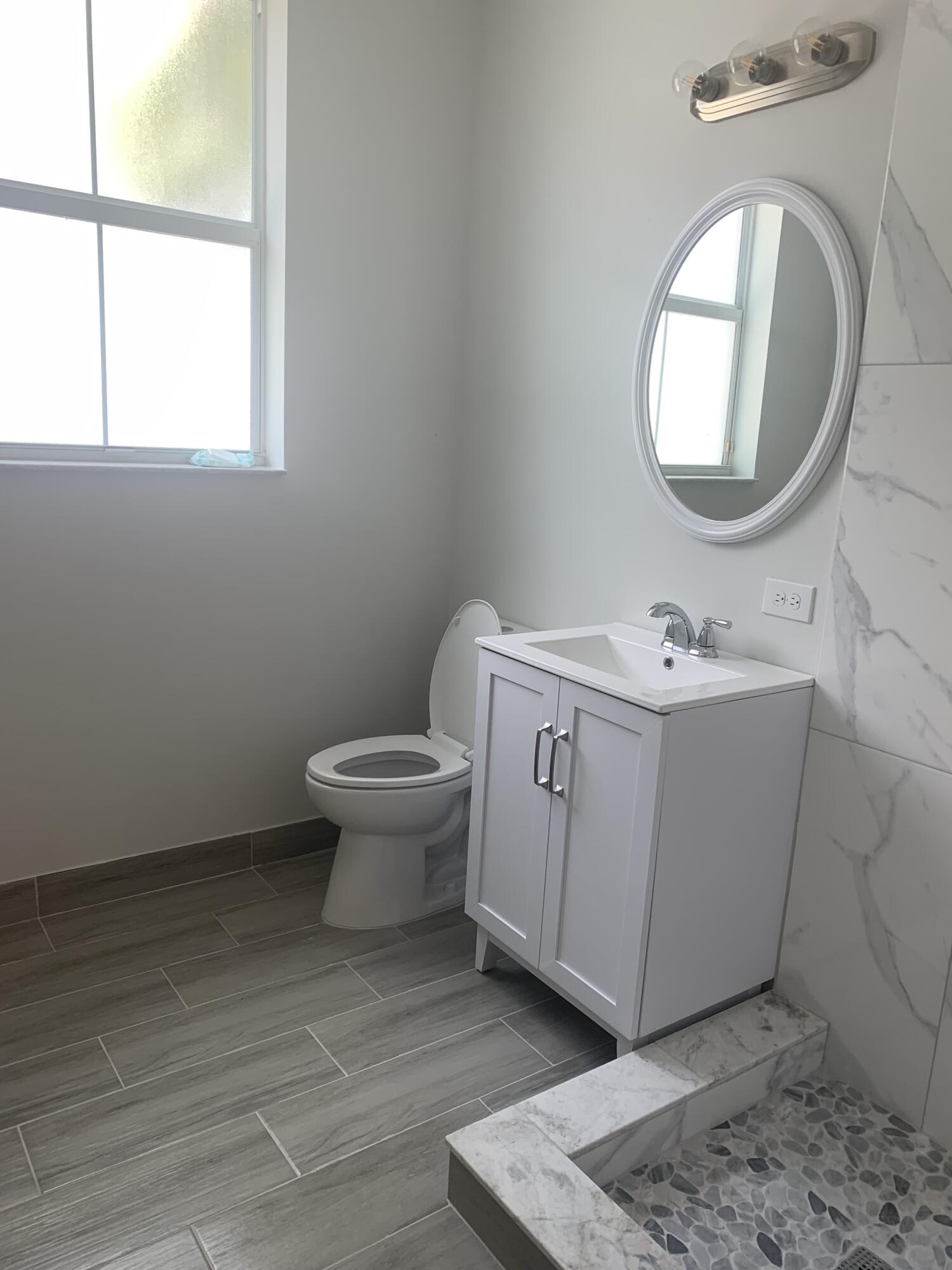 RENAISSANCE COMMONS - Residential