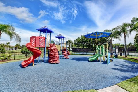 Tiny photo for 10624 Old Hammock Way, Wellington, FL 33414 (MLS # B26012004)