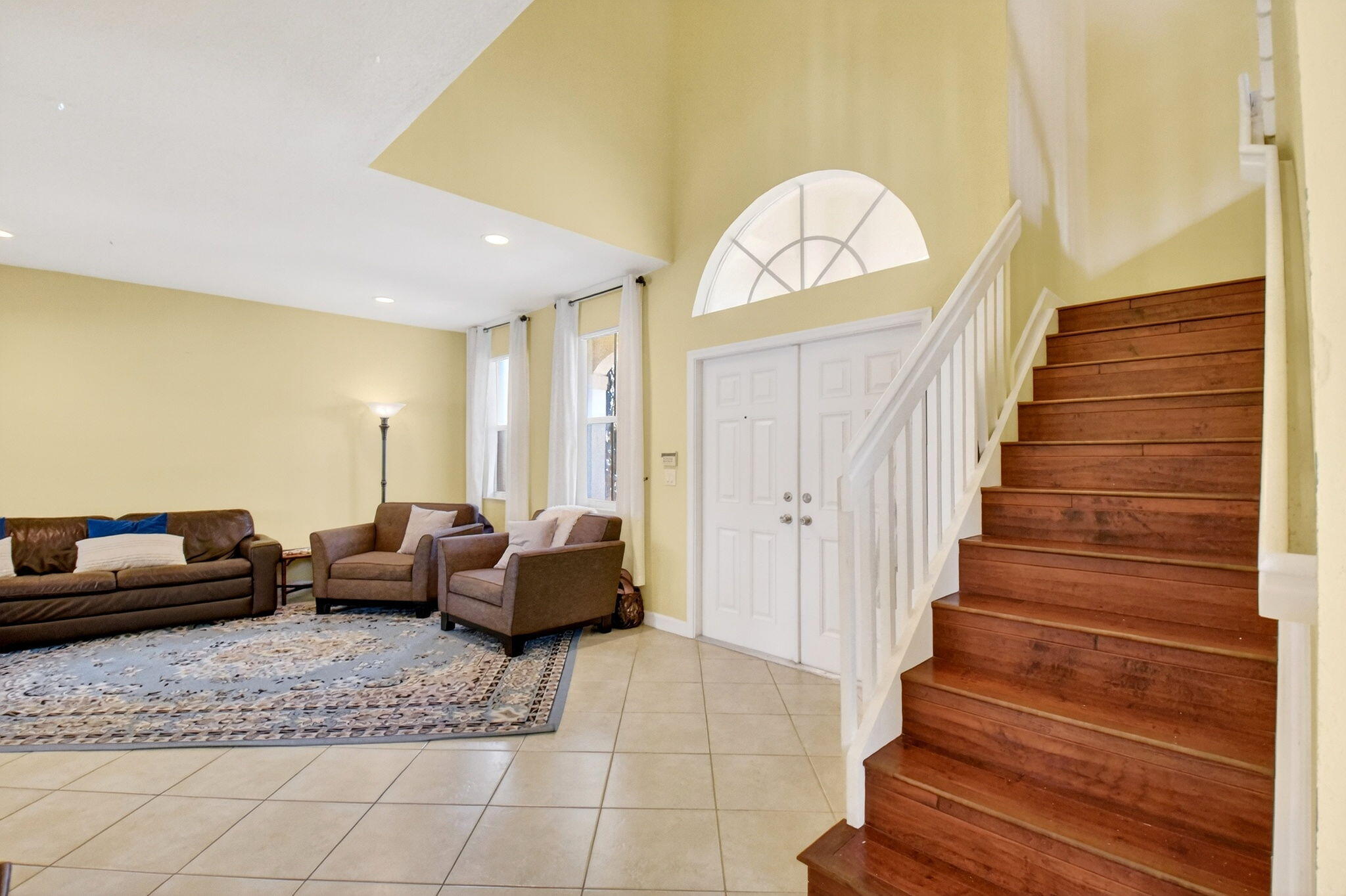 10624 Old Hammock Way