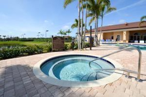 VILLAGGIO RESERVE - Residential