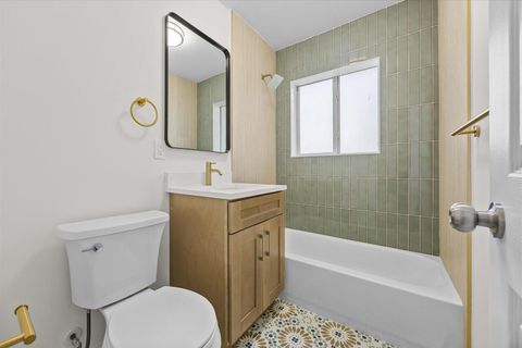 Tiny photo for 800 SE 13th Court, Deerfield Beach, FL 33441 (MLS # B26002575)