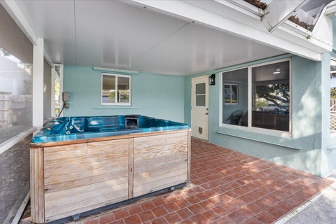 Tiny photo for 800 SE 13th Court, Deerfield Beach, FL 33441 (MLS # B26002575)