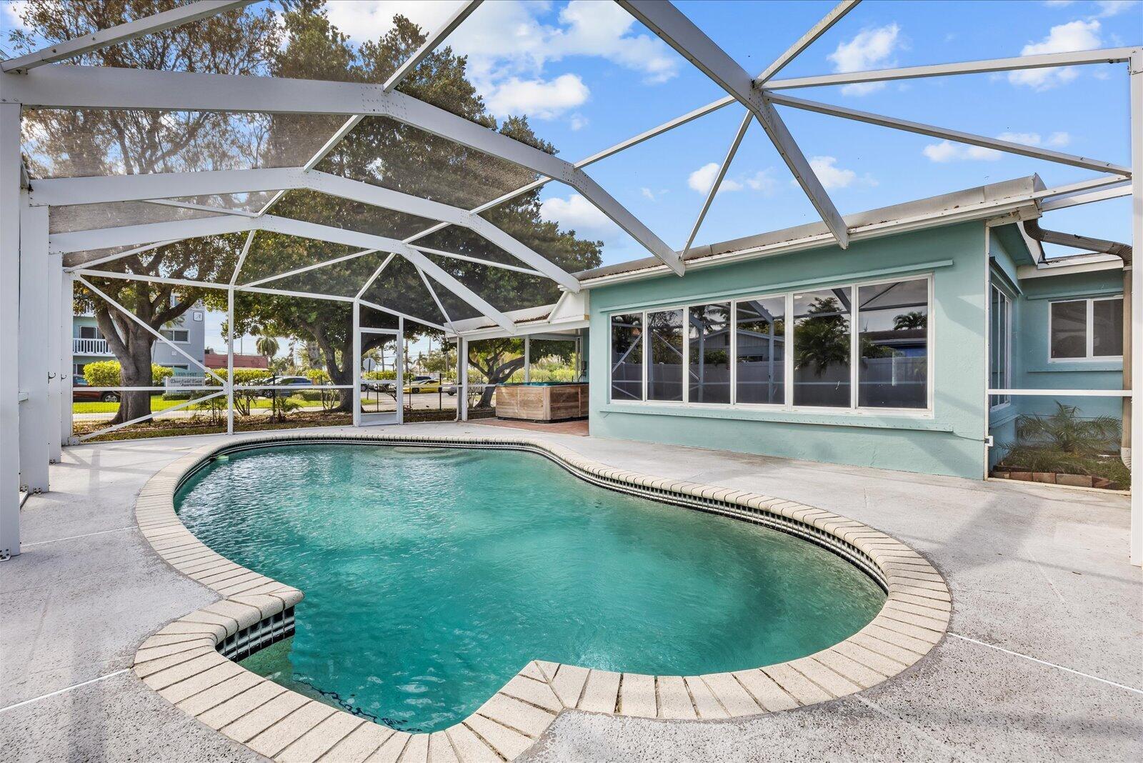 DEERFIELD RIDGE SEC 1 - Residential