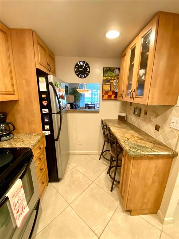 SUNRISE LAKES PHASE 3 - Residential
