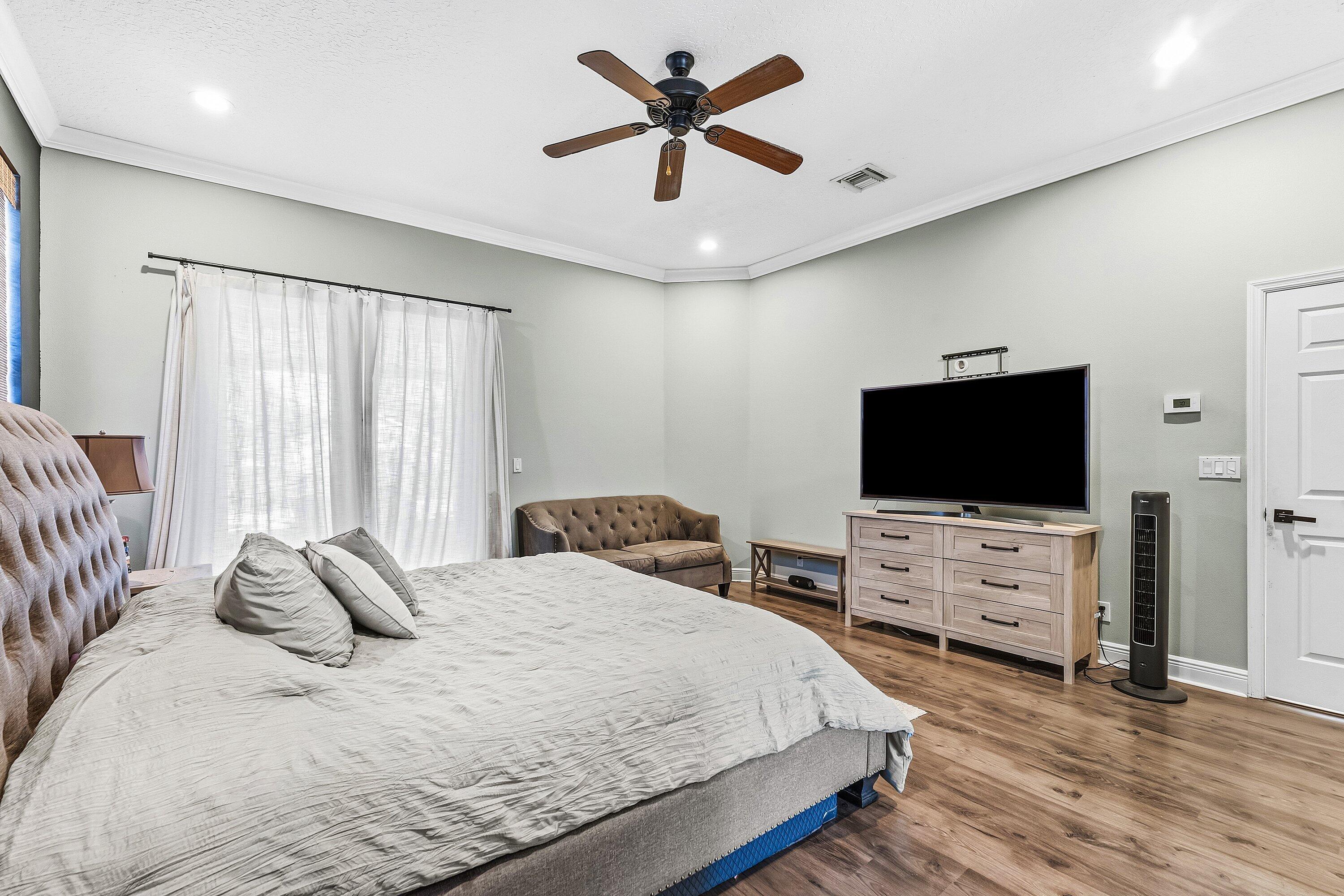 The Acreage - Residential