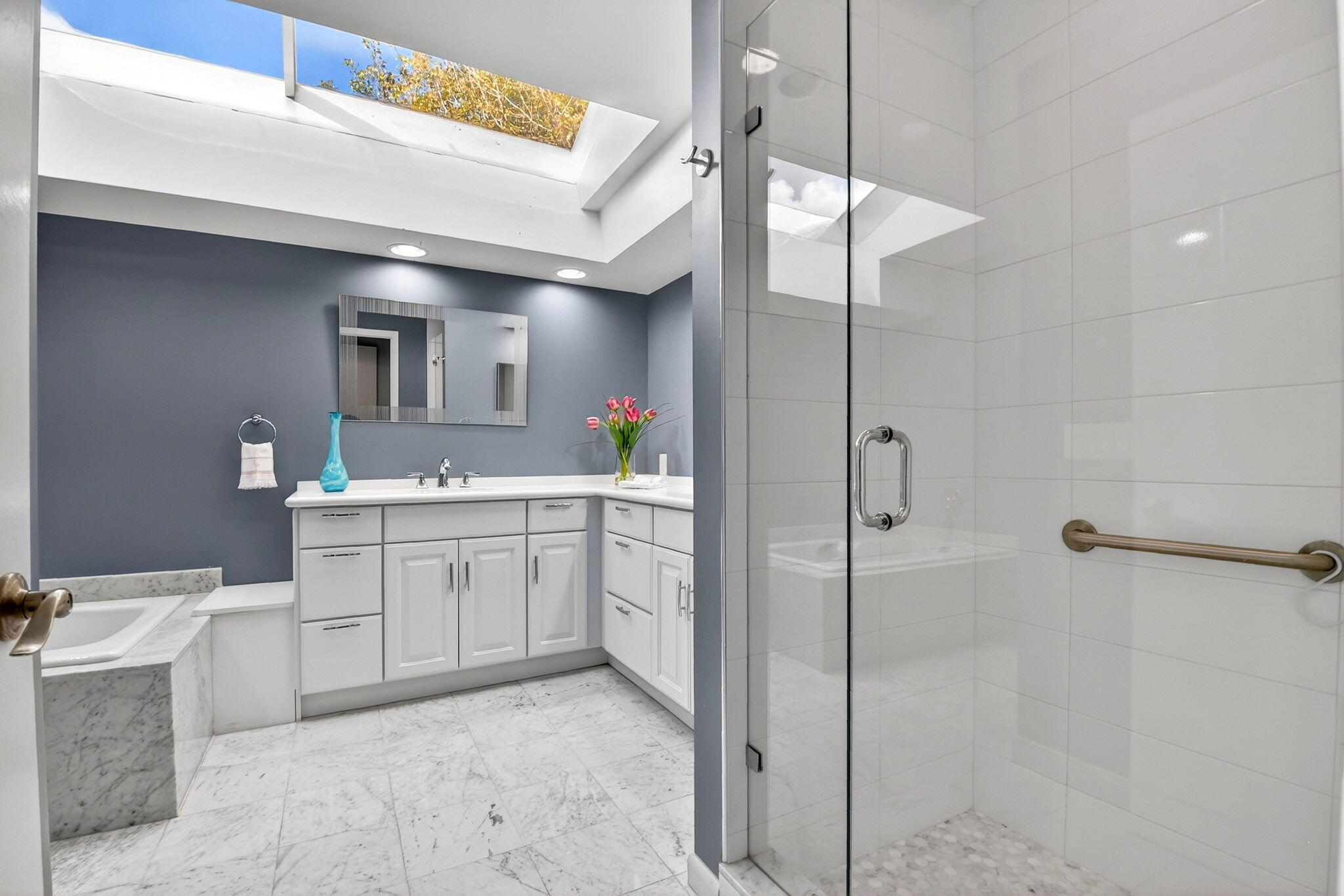 GLENS AT HUNTERS RUN CONDO - Residential