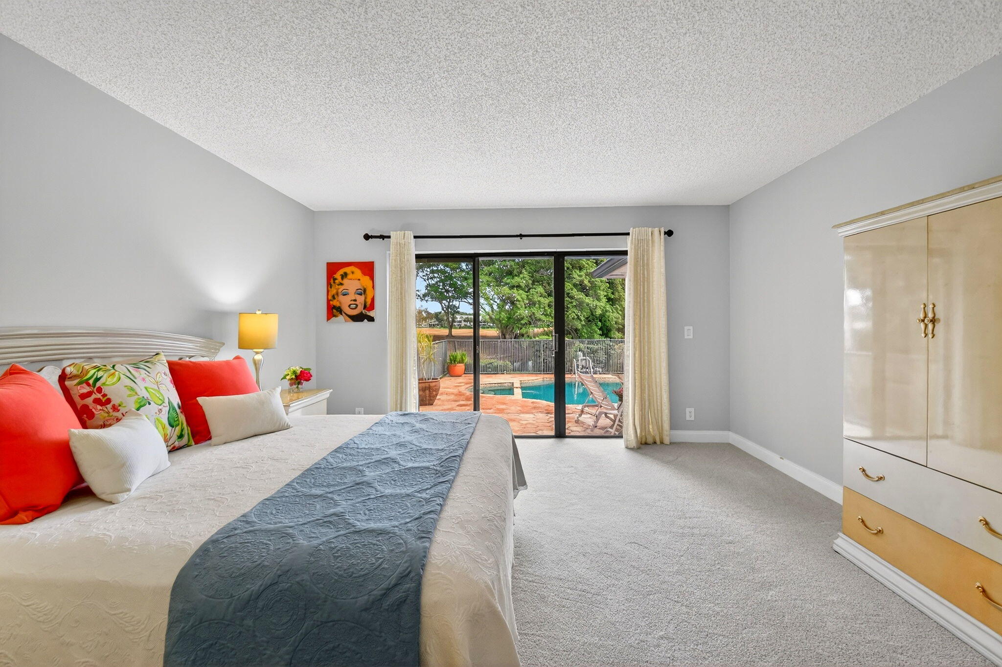 GLENS AT HUNTERS RUN CONDO - Residential