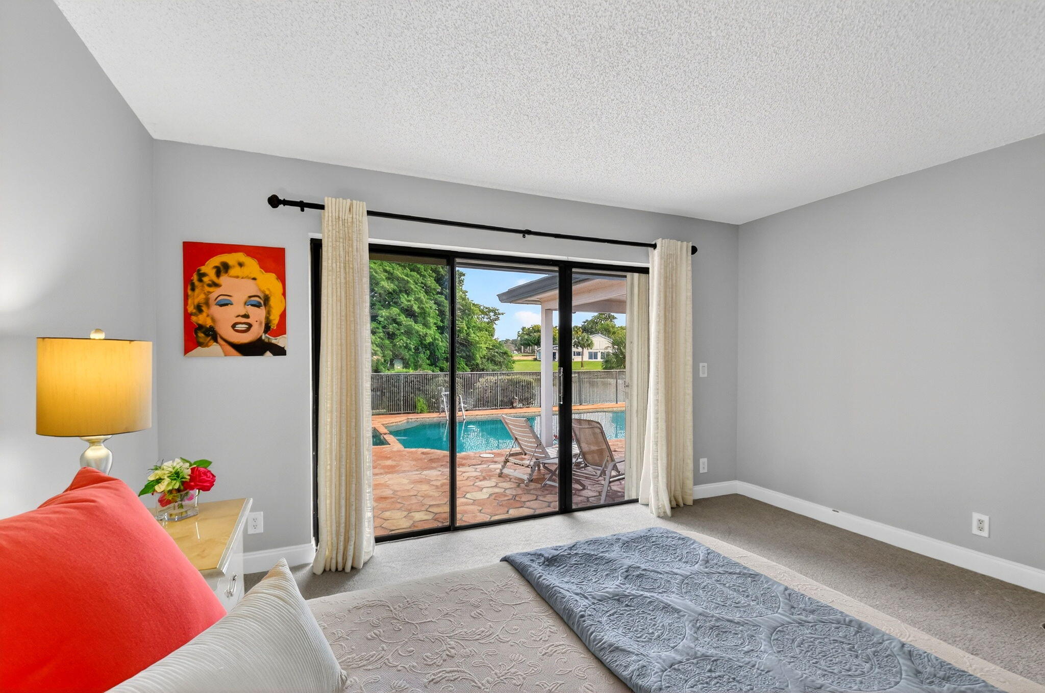 GLENS AT HUNTERS RUN CONDO - Residential