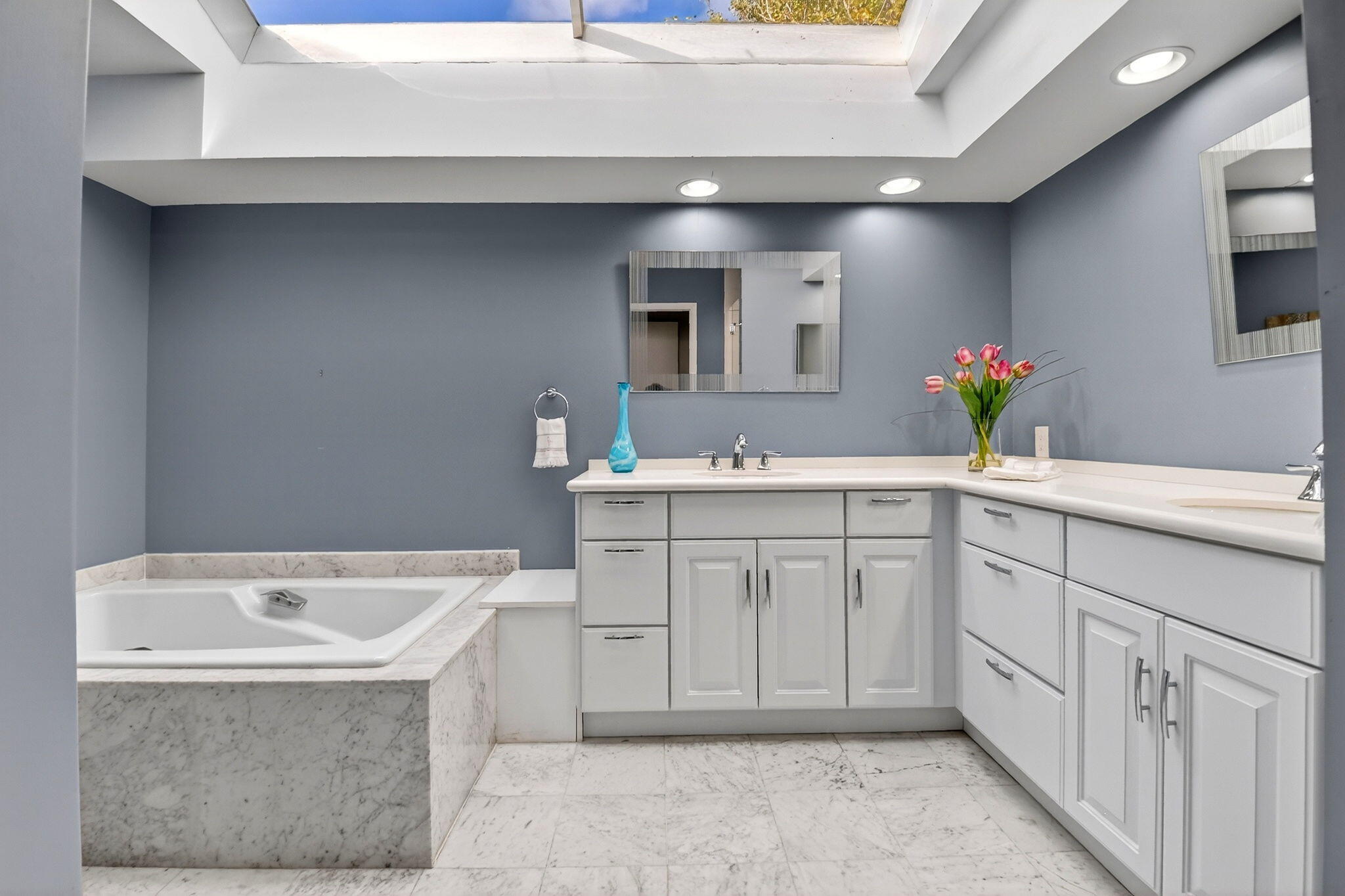 GLENS AT HUNTERS RUN CONDO - Residential