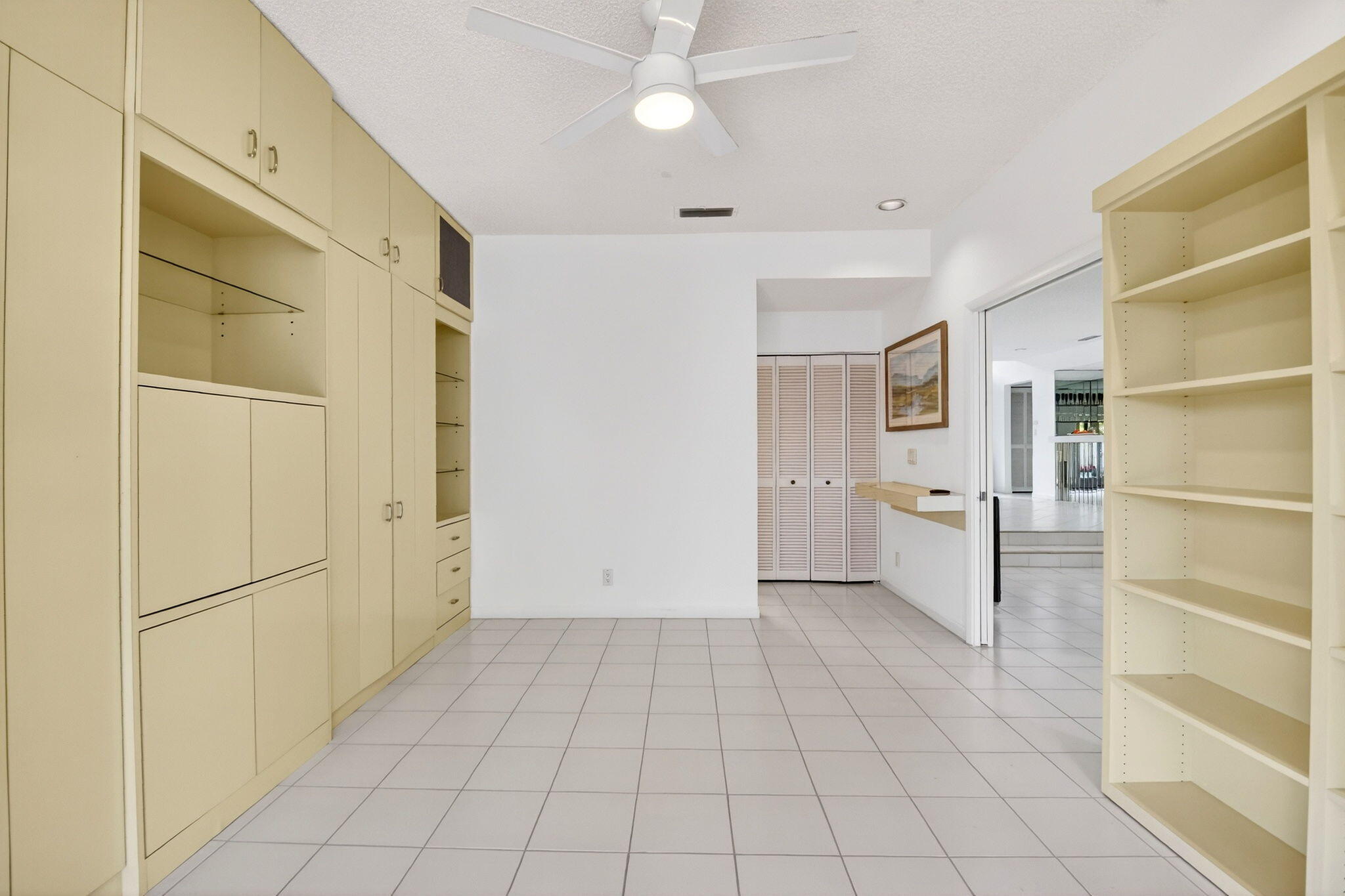 GLENS AT HUNTERS RUN CONDO - Residential