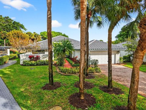 35 Glens Drive E Boynton Beach FL 33436