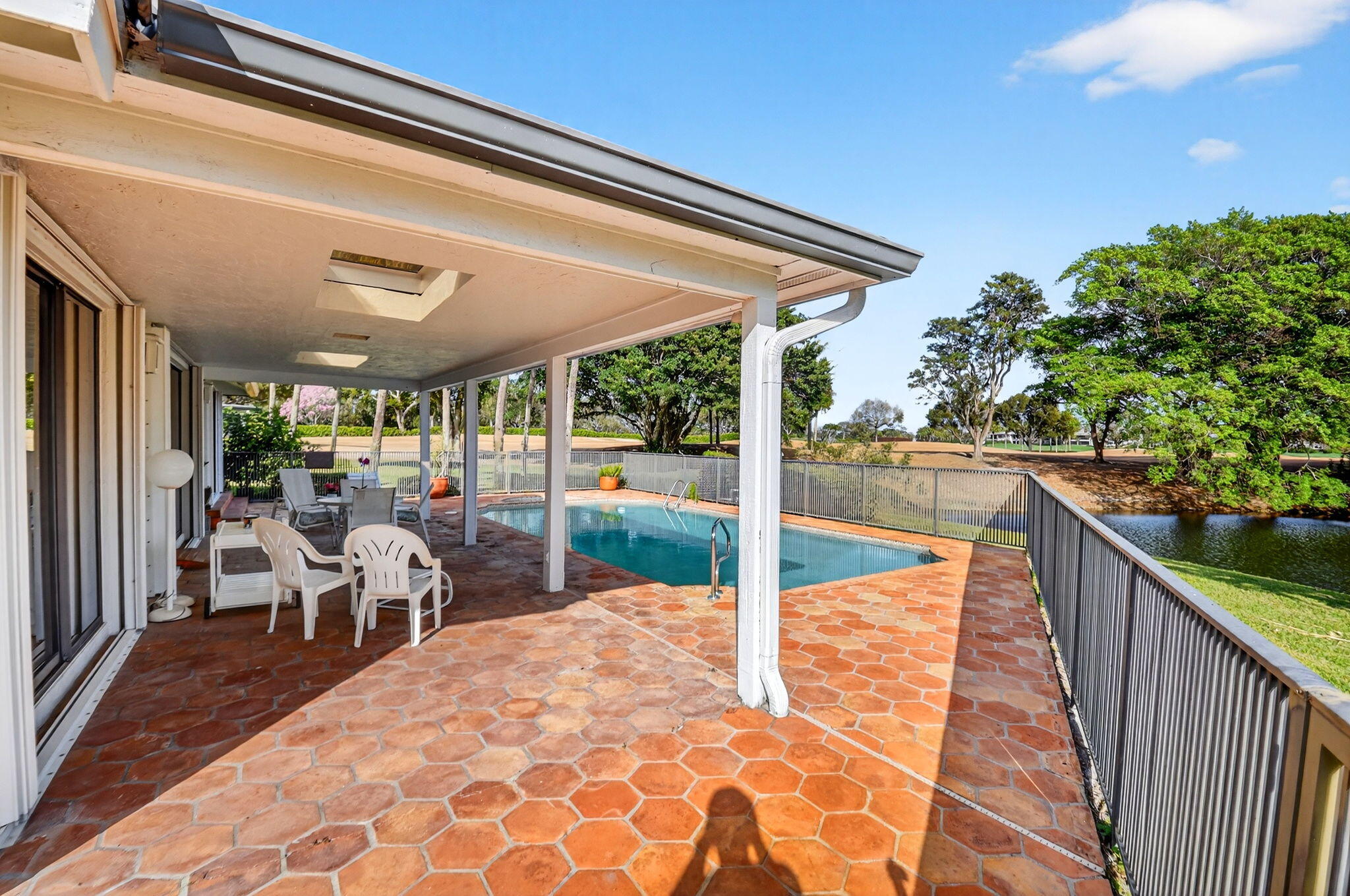 GLENS AT HUNTERS RUN CONDO - Residential