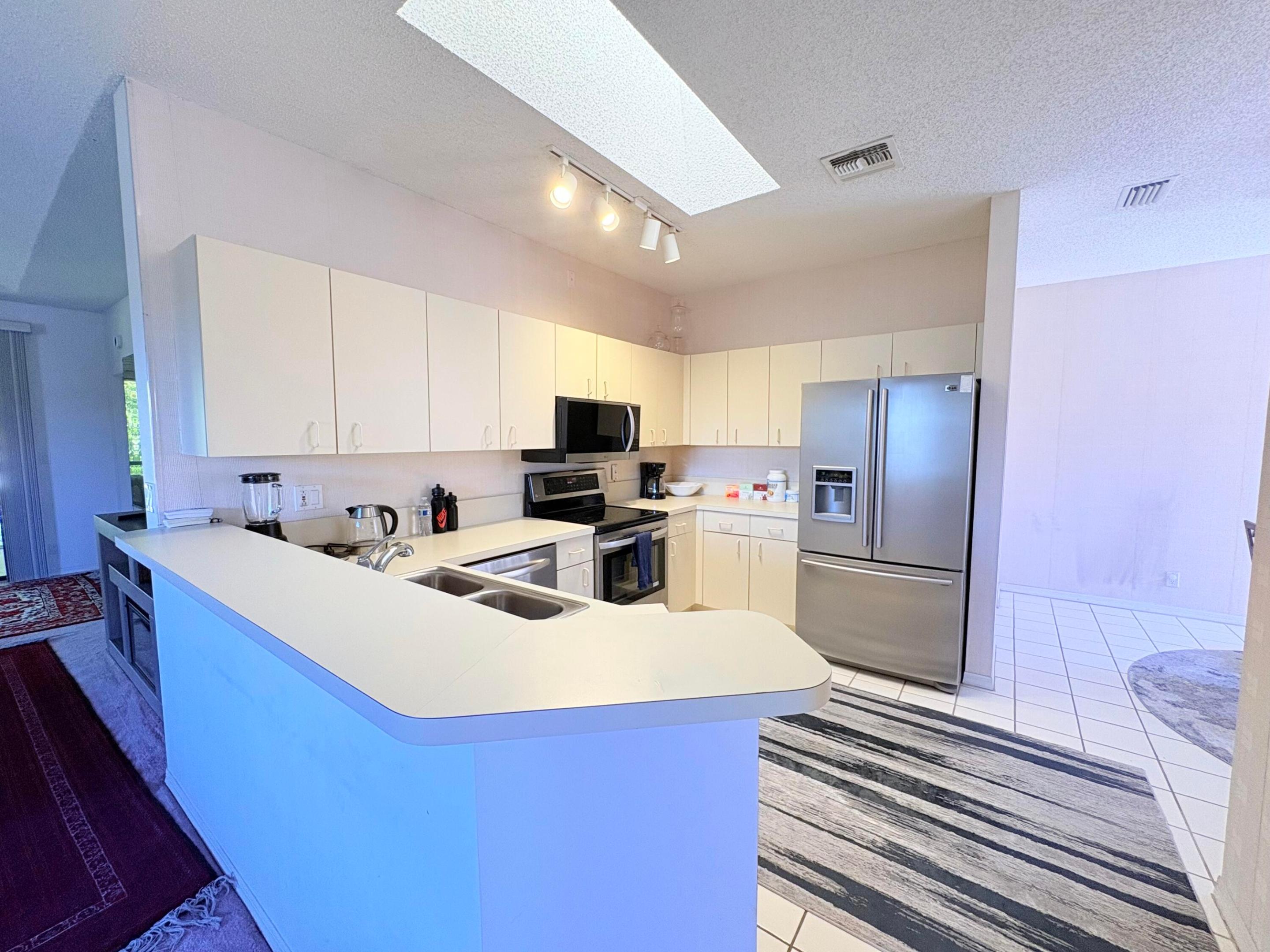 VILLA SAN REMO CONDO - Residential