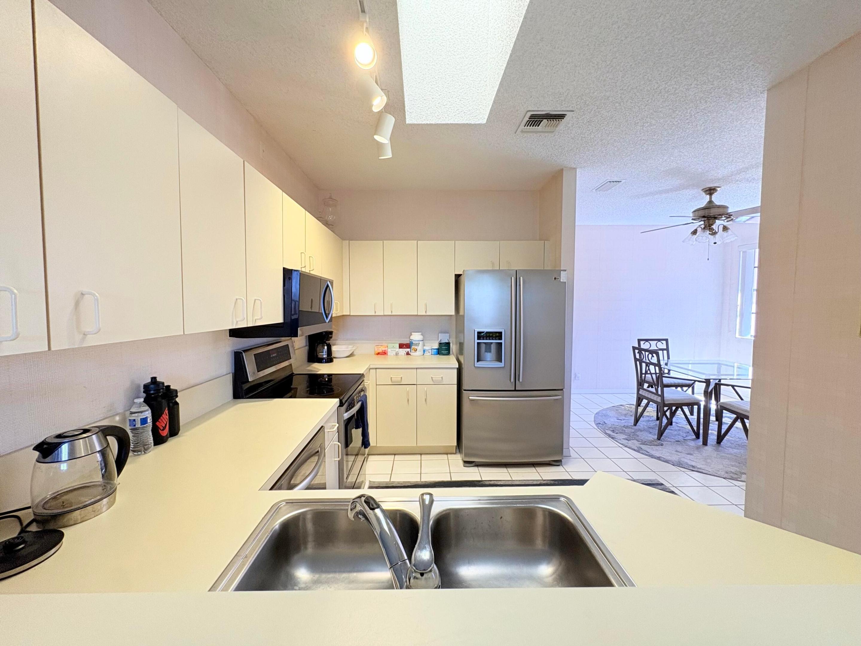 VILLA SAN REMO CONDO - Residential