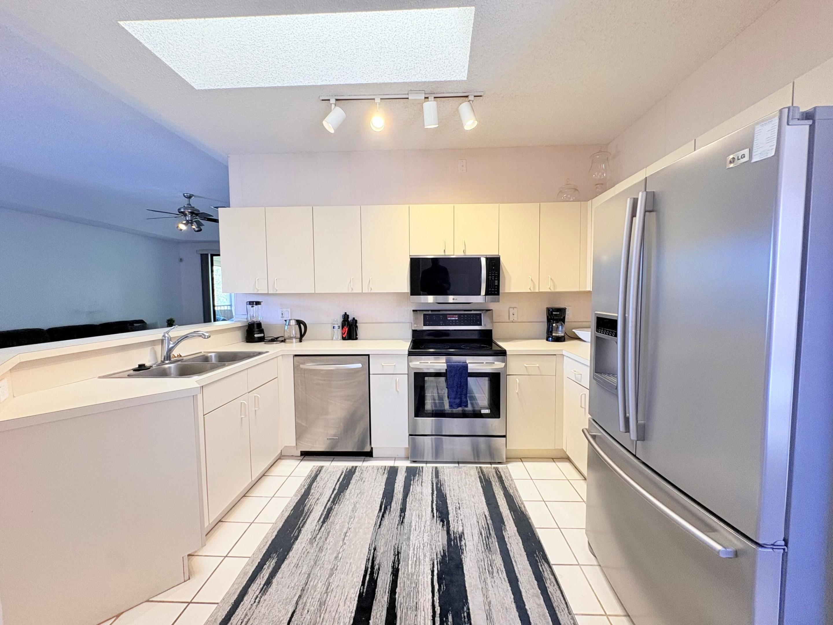 VILLA SAN REMO CONDO - Residential