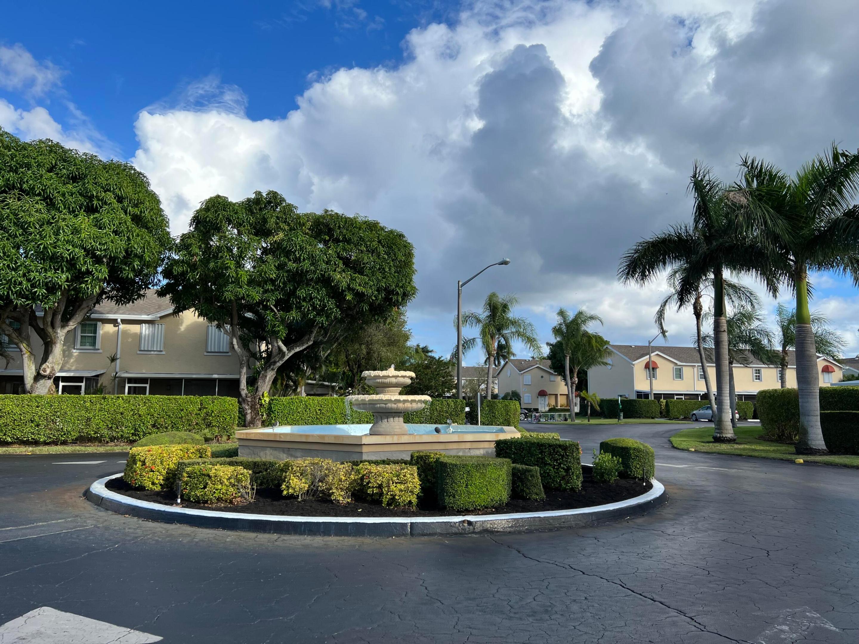WATERSIDE VILLAGE OF PALM BEACH CONDO - Residential
