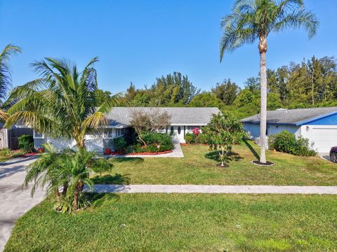 8437 Mildred Drive W Boynton Beach FL 33472