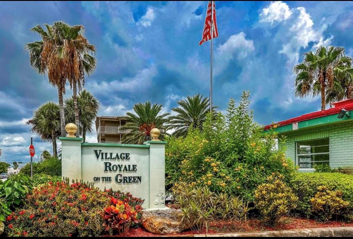 Village Royale - Residential