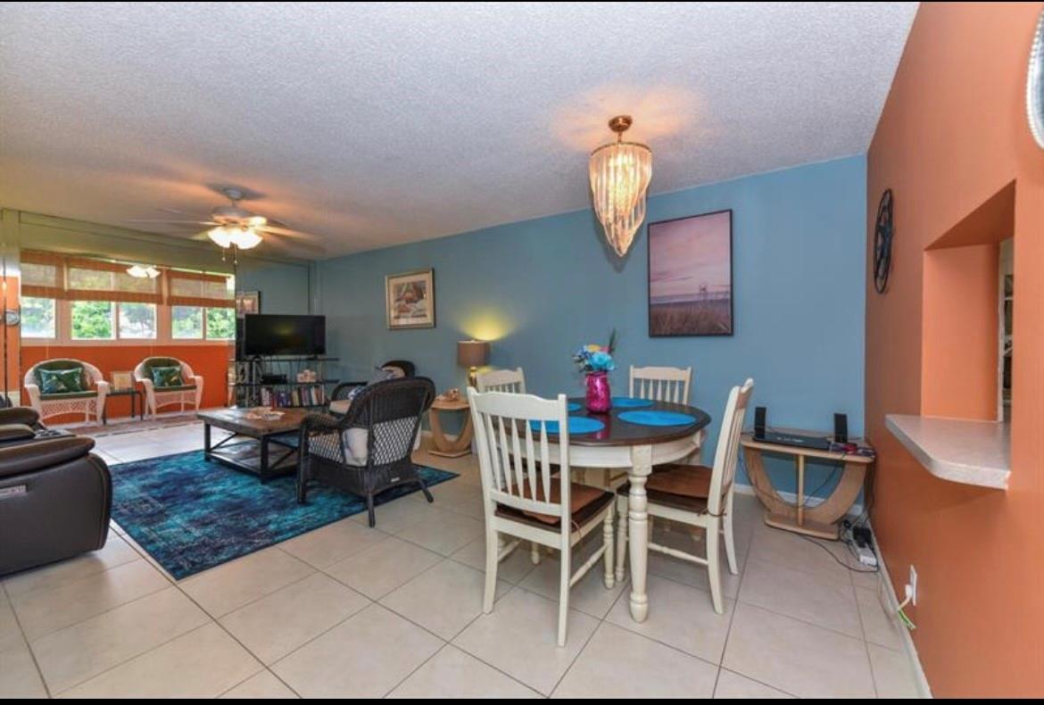 Village Royale - Residential