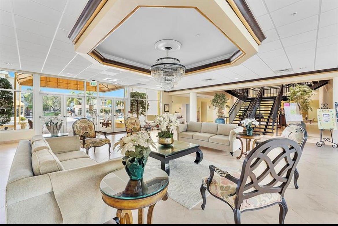 Village Royale - Residential