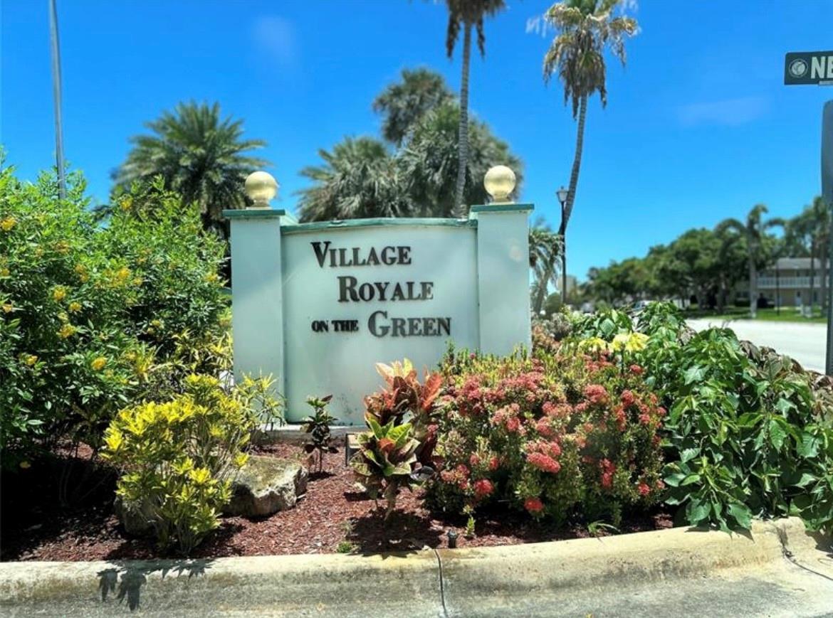 Village Royale - Residential