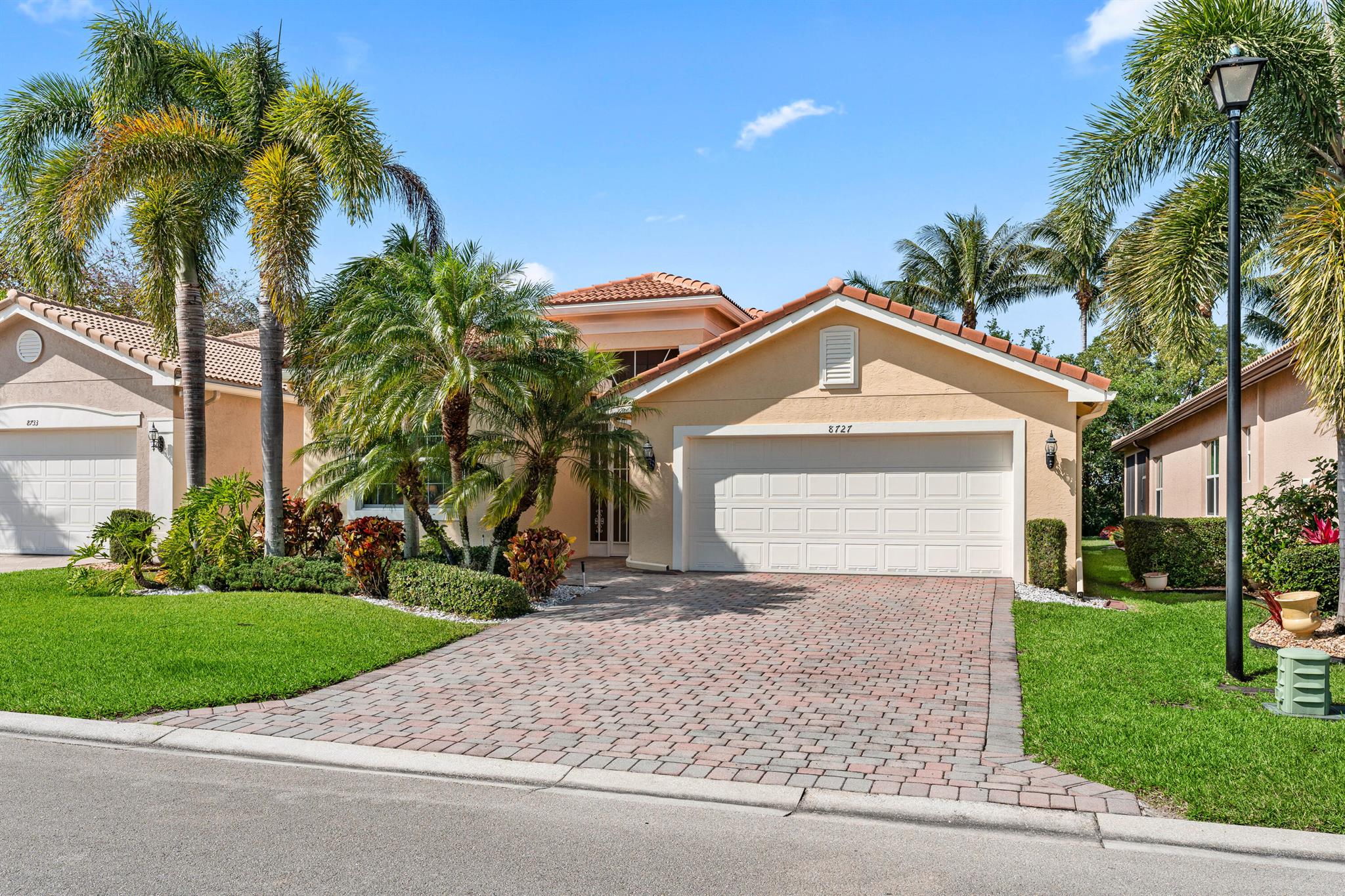 8727 Carmel Mountain Way