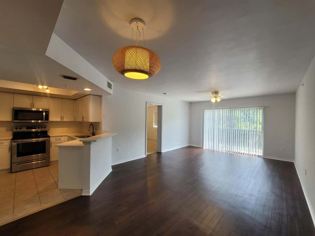 Photo of 4163 N Haverhill Road #1204, West Palm Beach, FL 33417 (MLS # B26049811)