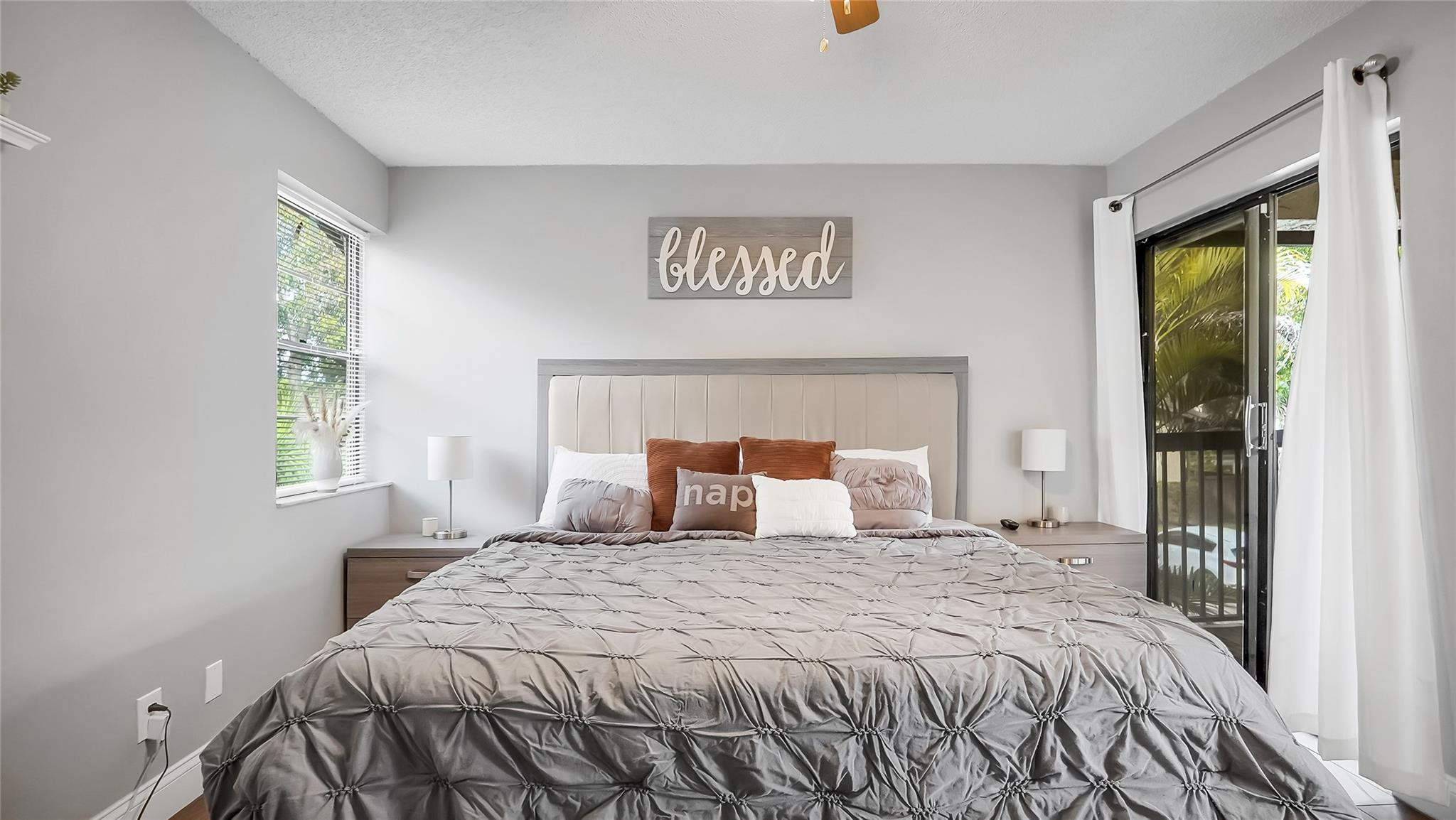 BAYBERRY LAKE - Residential