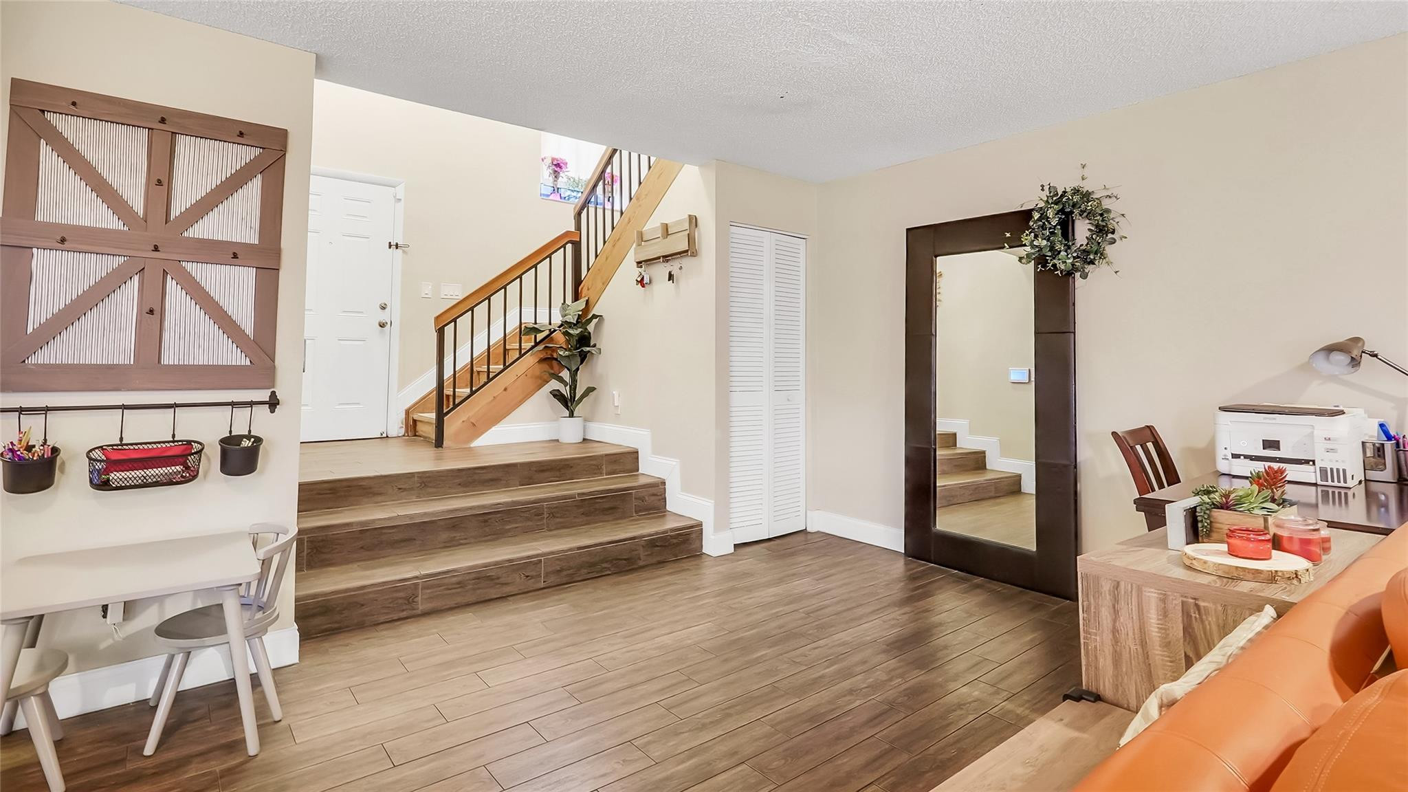 BAYBERRY LAKE - Residential