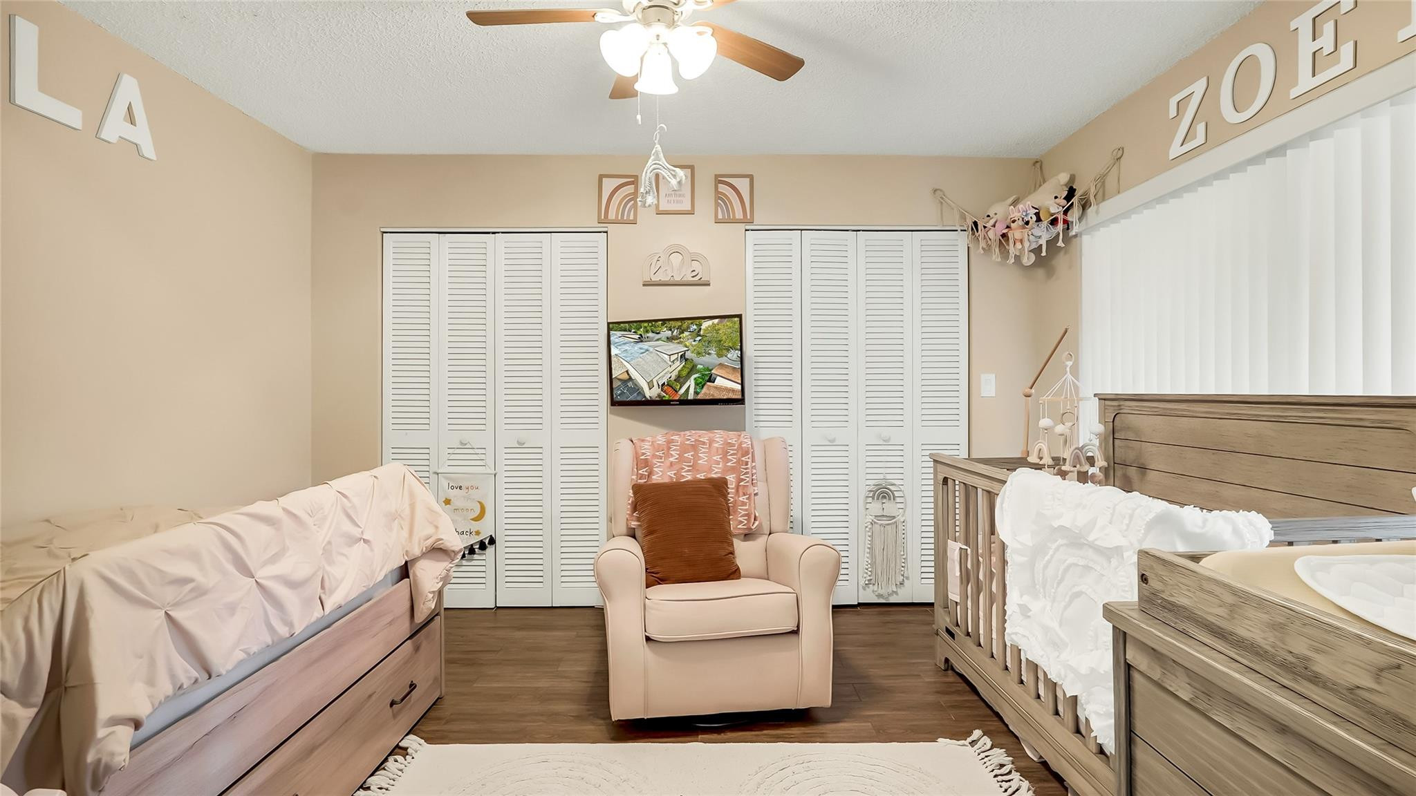 BAYBERRY LAKE - Residential