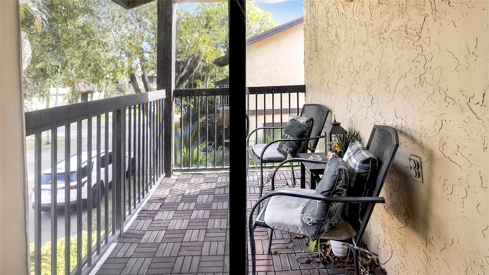 BAYBERRY LAKE - Residential