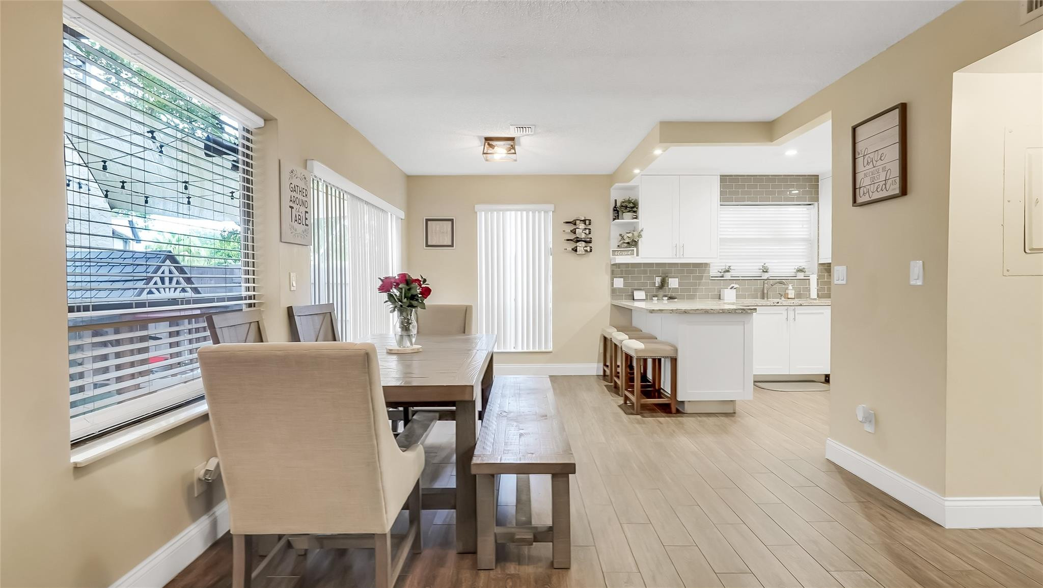 BAYBERRY LAKE - Residential