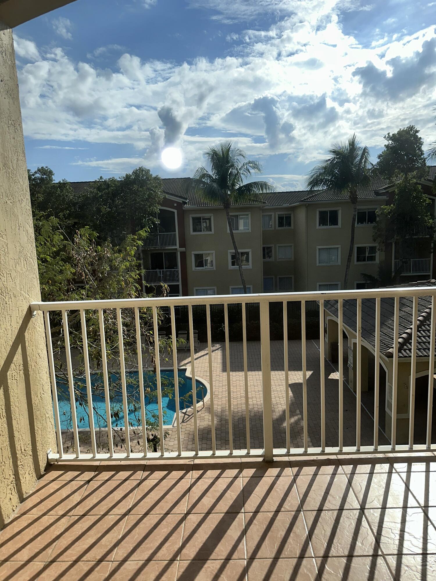 7085 Nova Drive 320