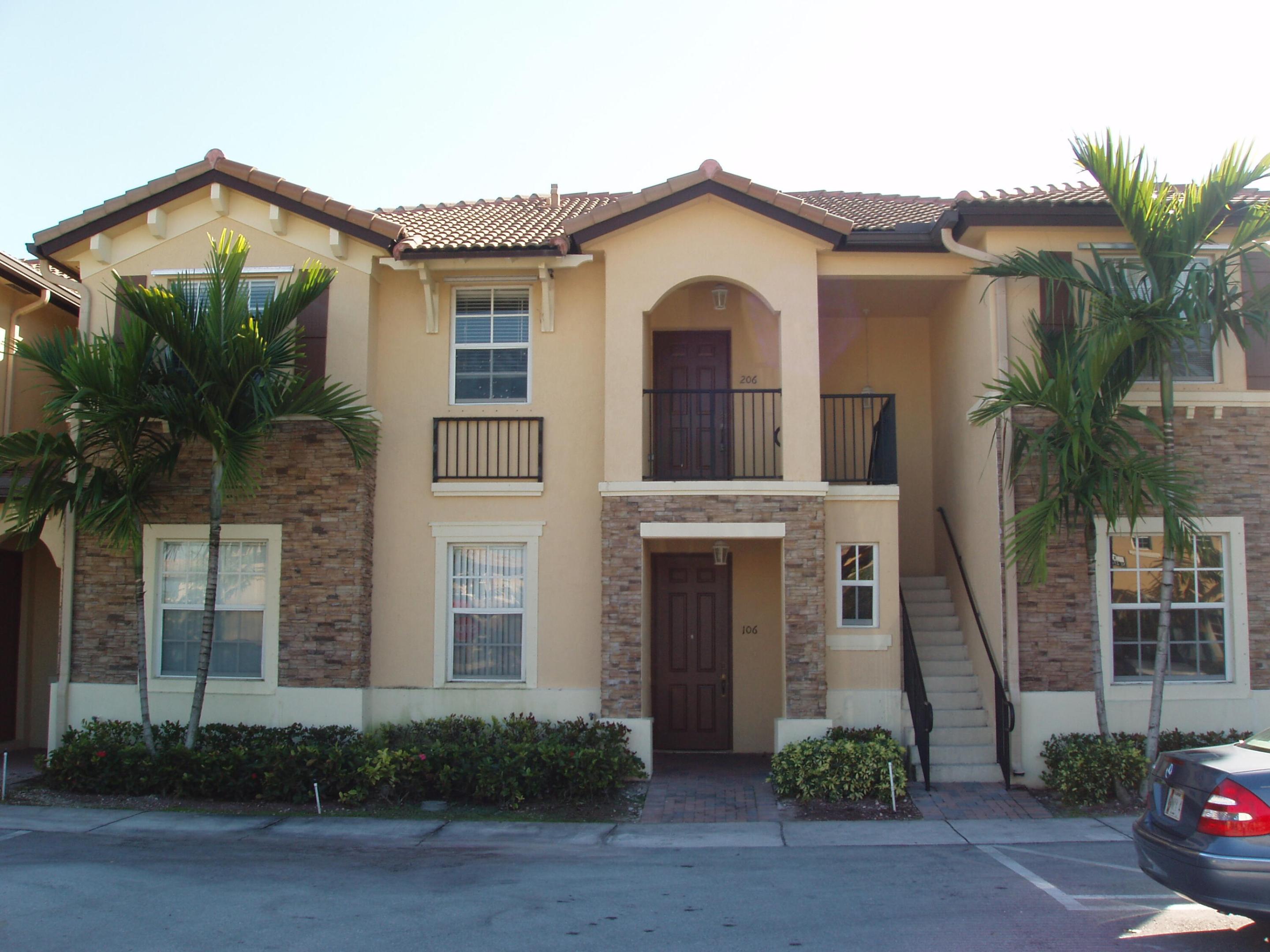 VILLAS AT CARMEL CONDO NO 1 - Residential Lease