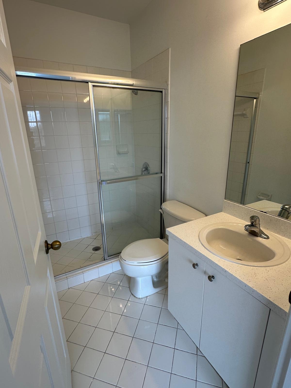 VILLAS AT CARMEL CONDO NO 1 - Residential Lease