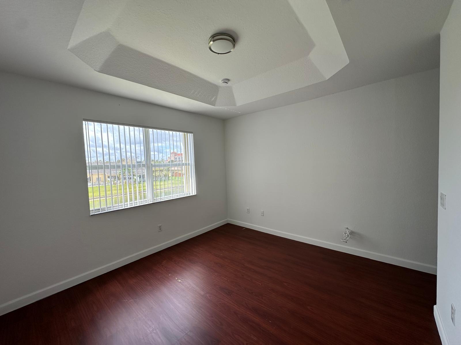 VILLAS AT CARMEL CONDO NO 1 - Residential Lease