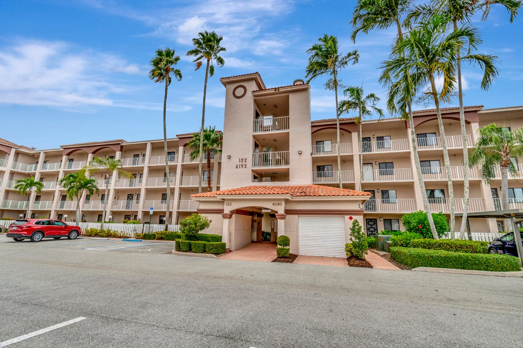Photo of 6193 Pointe Regal Circle #109, Delray Beach, FL 33484 (MLS # R10934988)