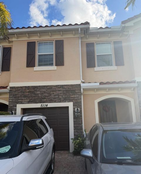 5114 Ashley River Road West Palm Beach FL 33417