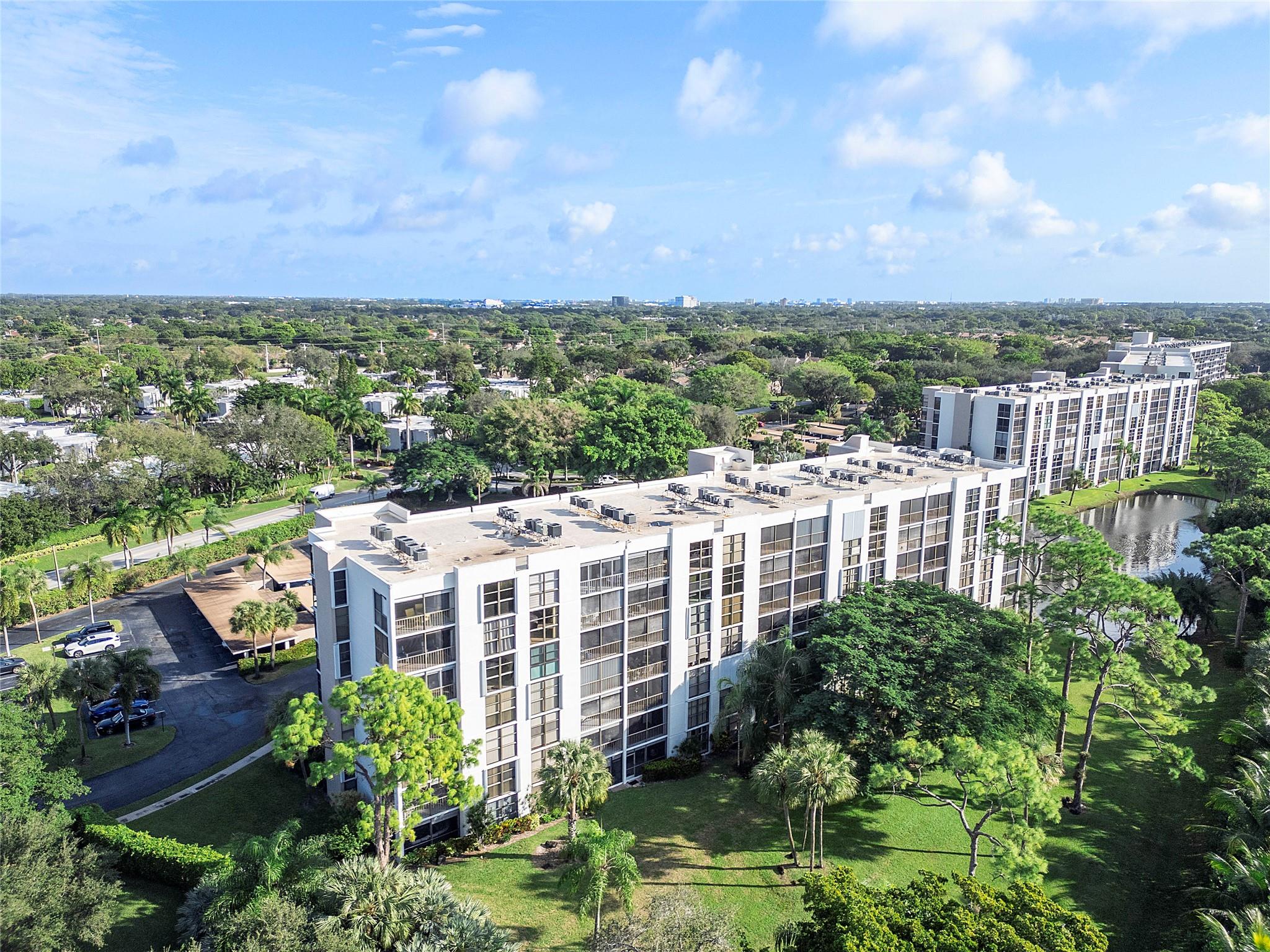 CLUB ROYALE - Residential