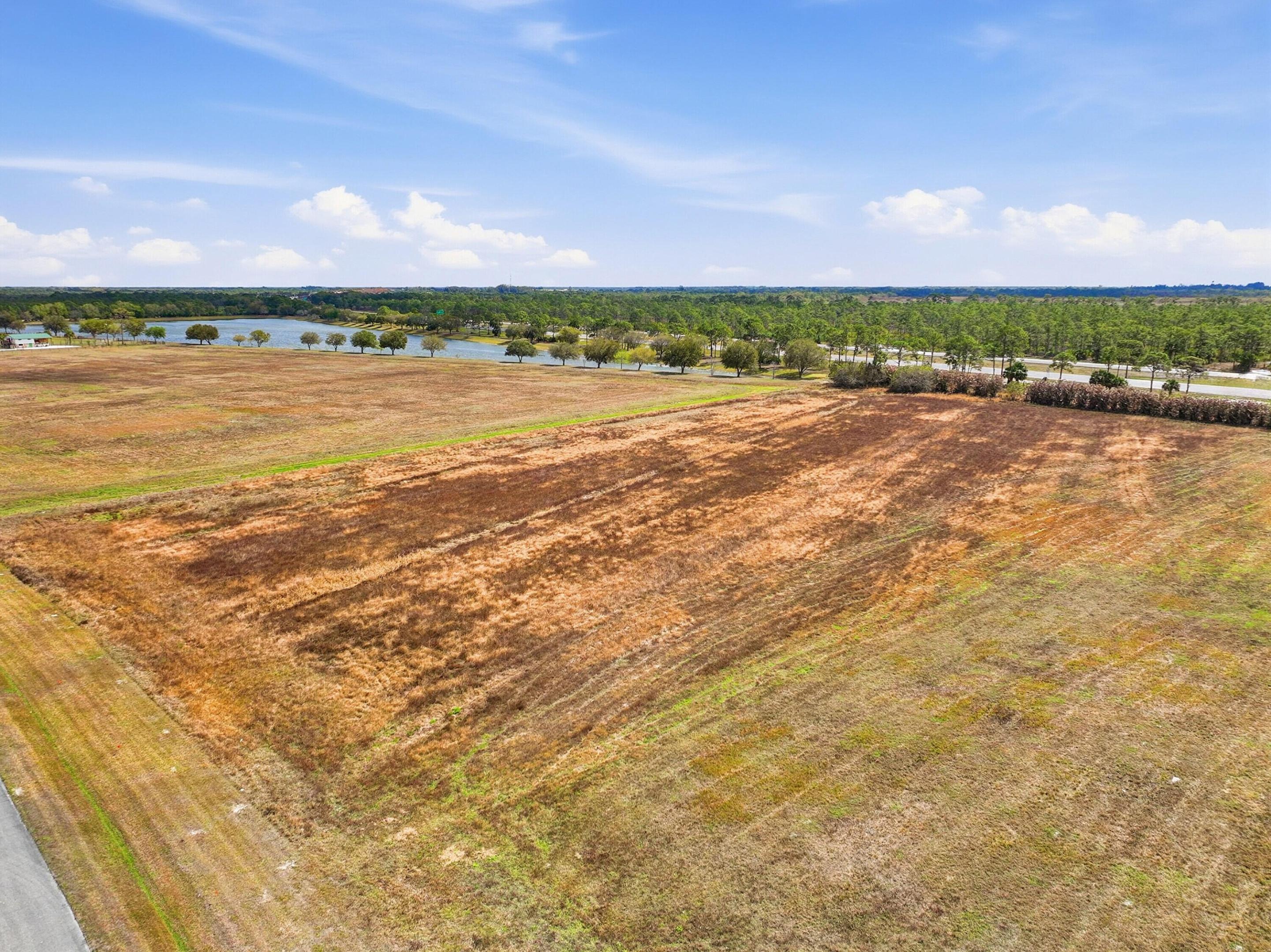 3280 SW Briarbrook Way