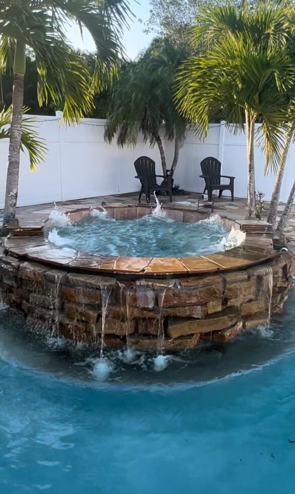 PALM BEACH FARMS CO 3 - Residential