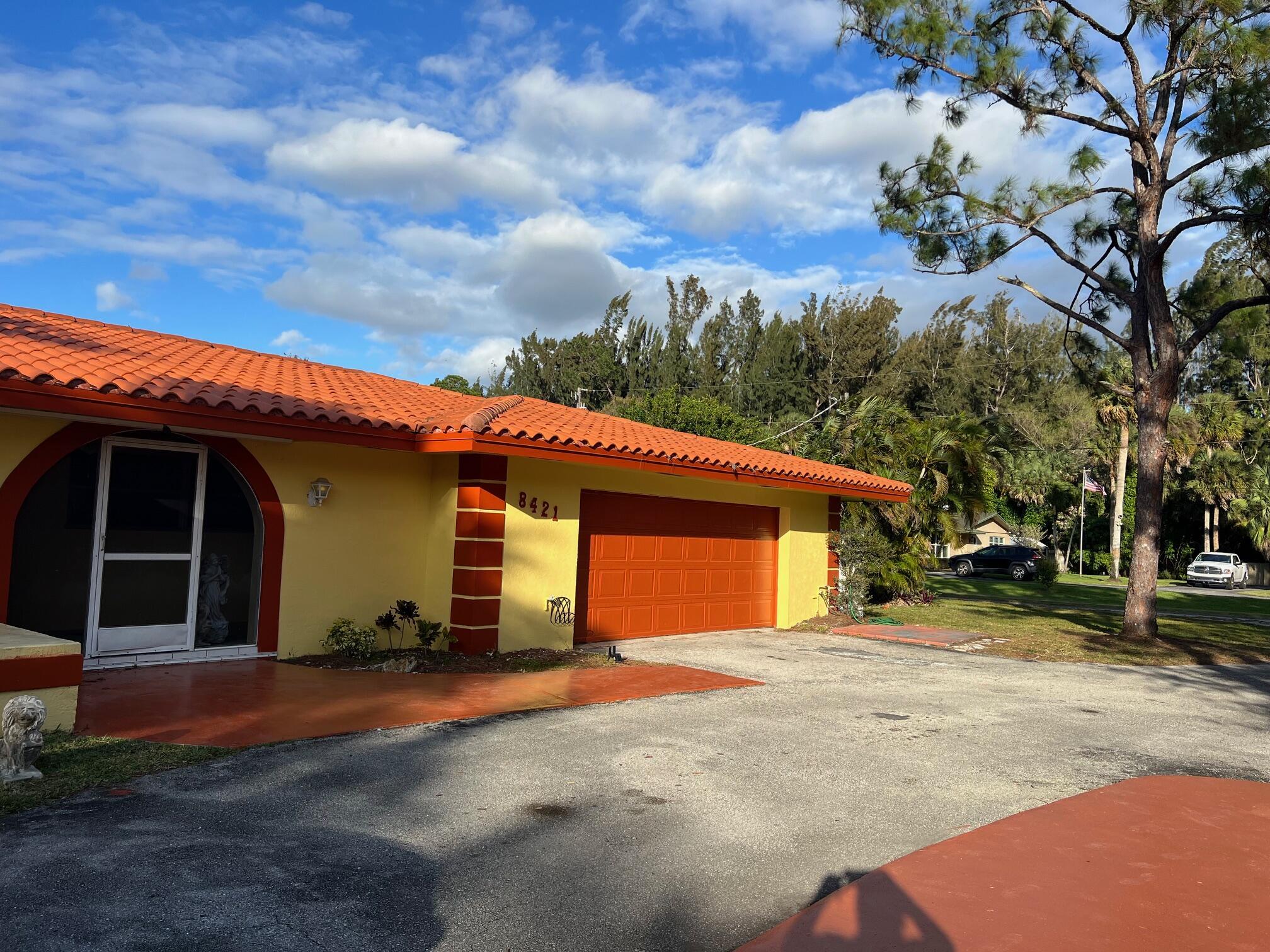 PALM BEACH FARMS CO 3 - Residential