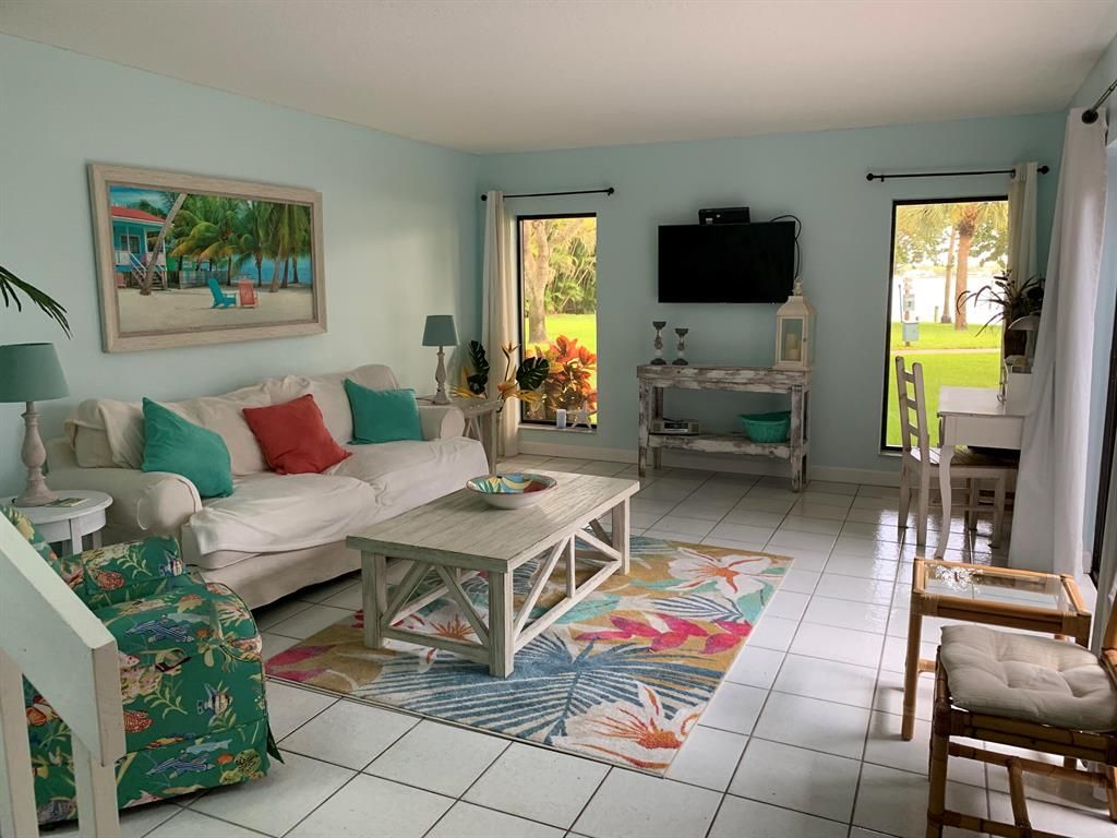 Photo of 825 Center Street #21b, Jupiter, FL 33458 (MLS # R10733595)