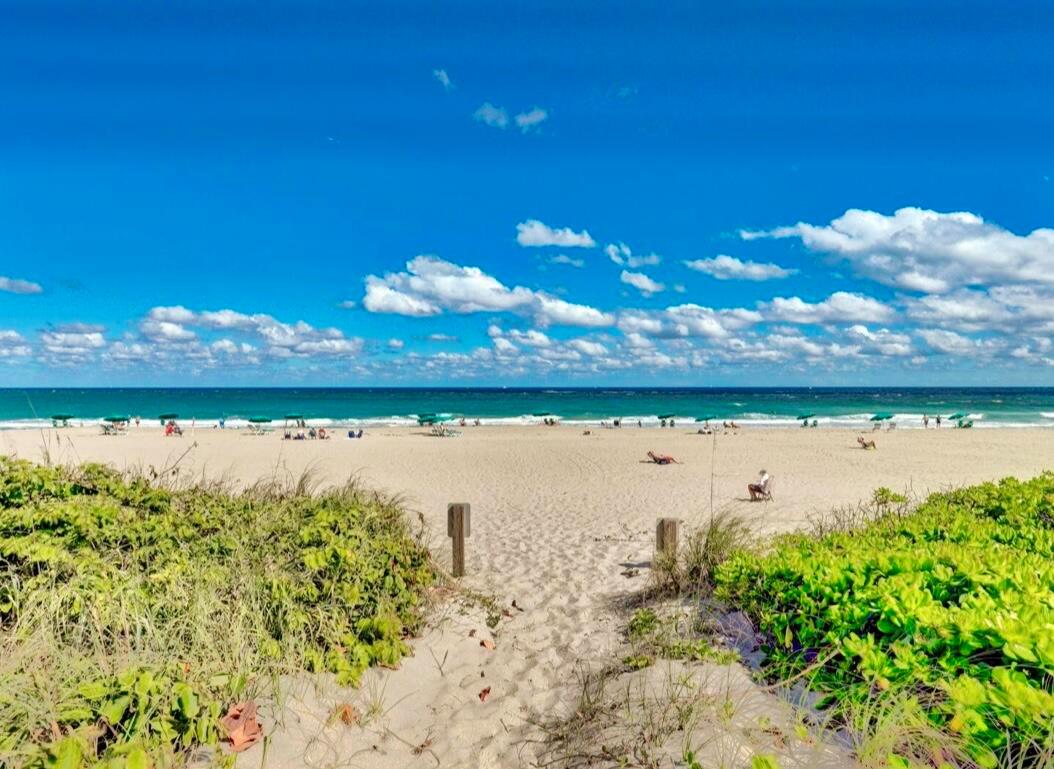 33 Ocean Avenue 301