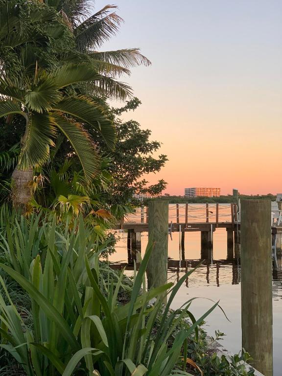 LEWIS SHORE ESTATES 3 - Residential Lease