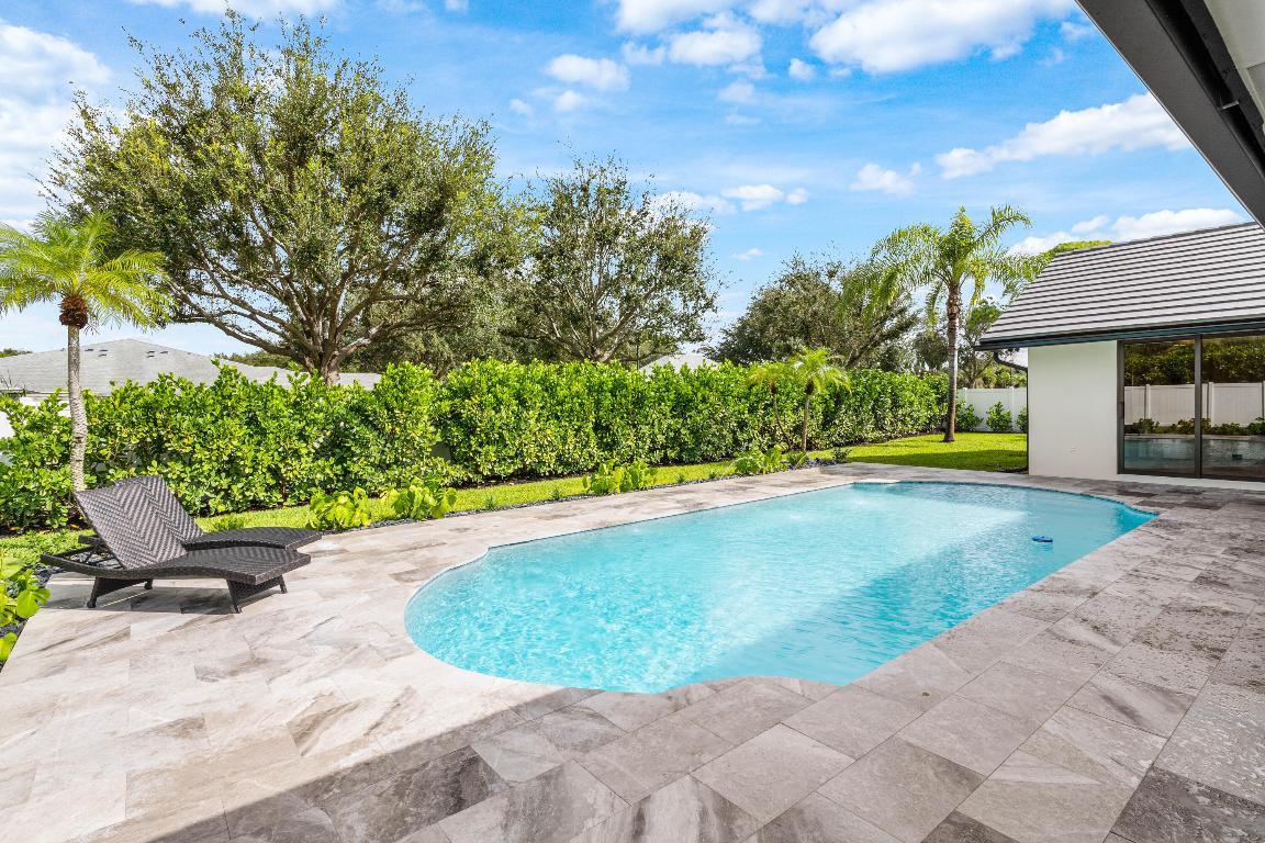 Pine Tree Country club Estates - Residential