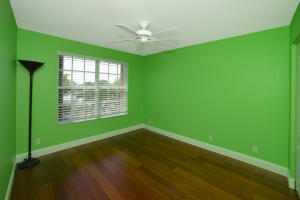 THOROUGHBRED LAKE ESTATES - Residential Lease