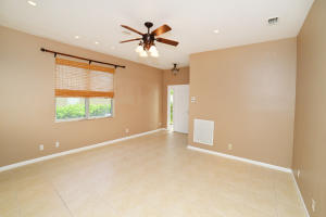 THOROUGHBRED LAKE ESTATES - Residential Lease